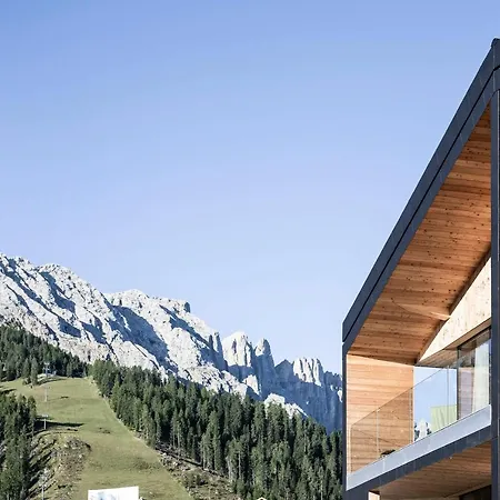 Otel Sport Passo Carezza Vigo di Fassa